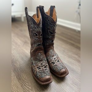 Women’s 7.5 Corral Boots